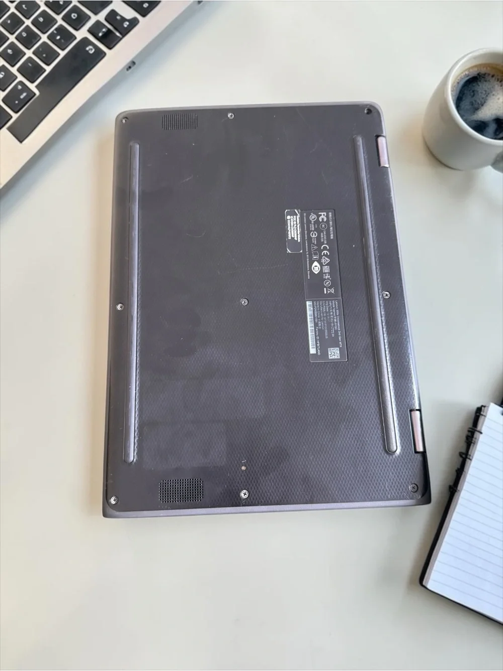 2019 2 in 1 Lenovo Touchscreen Laptop/Tablet Fully Tested